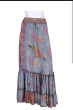 Afbeelding in Gallery-weergave laden, Bindi rok Indian silk met bijpassende rok
